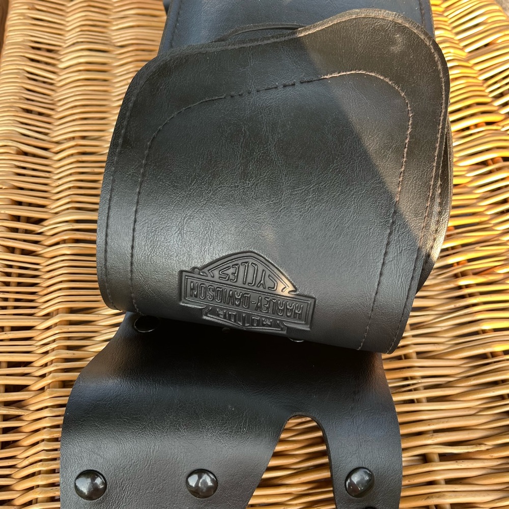 Harley-Davidson Right Saddle bag
